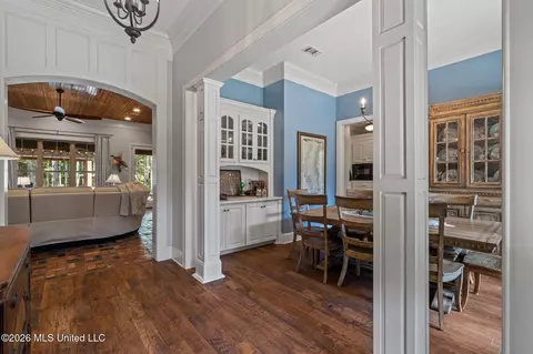 Entry Way - 176 Big Hill Rd, Sumrall, MS 39482 photo 2 of 4