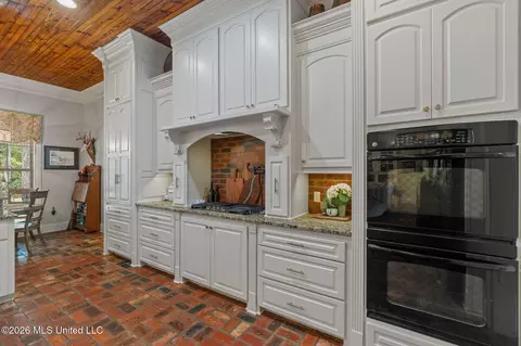 Kitchen - 176 Big Hill Rd, Sumrall, MS 39482 photo 3 of 5