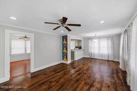 Living - 106 3rd Avenue Southwest Ave, Magee, MS 39111 photo 1 of 4