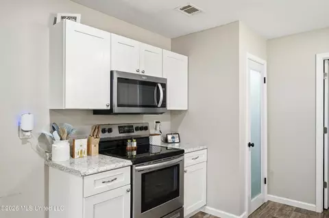 Kitchen - 97 Meadow Dr, Lucedale, MS 39452 photo 3 of 4