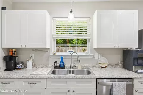 Kitchen - 97 Meadow Dr, Lucedale, MS 39452 photo 4 of 4
