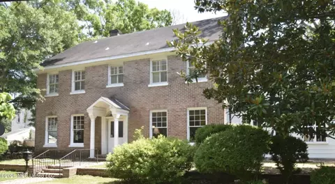 1211 River Rd, Greenwood, MS 38930