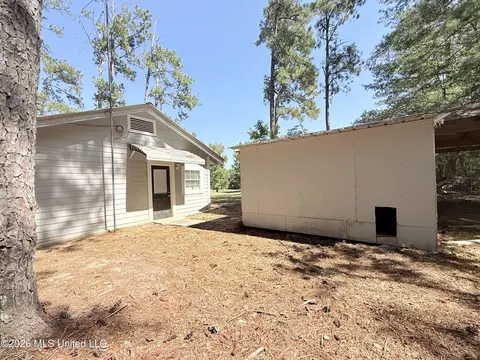 Exterior - 645 Zetus Rd, Brookhaven, MS 39601 photo 6 of 8
