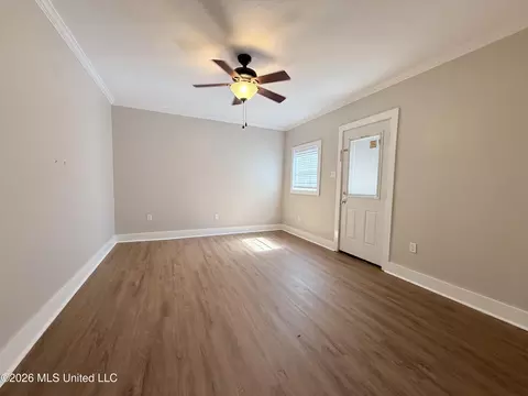 Living - 645 Zetus Rd, Brookhaven, MS 39601 photo 3 of 3