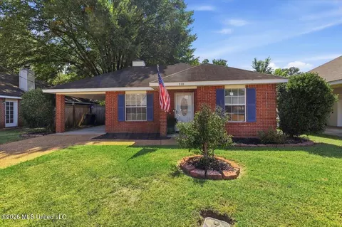 710 Heartwood Dr, Pearl, MS 39208
