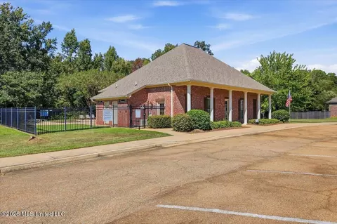 Other - 127 Eastside Dr, Brandon, MS 39047 photo 14 of 15