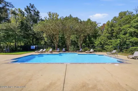 Exterior - 127 Eastside Dr, Brandon, MS 39047 photo 8 of 9