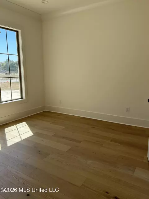 Bedroom - 120 Mission Park Dr, Madison, MS 39110 photo 2 of 3
