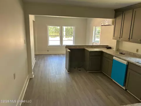 Kitchen - 64 Providence Rd #A, Natchez, MS 39120 photo 1 of 1