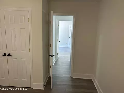 Entry Way - 64 Providence Rd #A, Natchez, MS 39120 photo 1 of 2