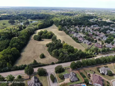1400 S Byhalia Rd, Collierville, TN 38017