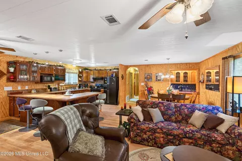 Other - 1713 Deer Ln, Lucedale, MS 39452 photo 3 of 11