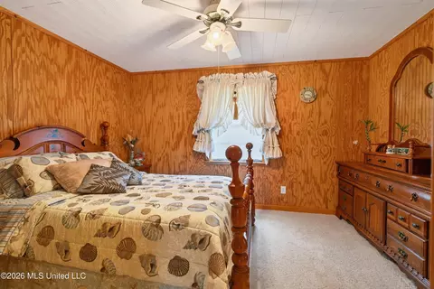 Bedroom - 1713 Deer Ln, Lucedale, MS 39452 photo 2 of 5