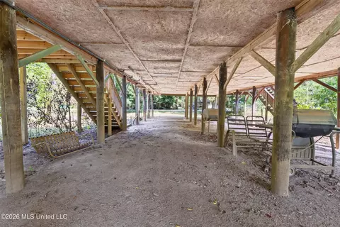 Exterior - 1713 Deer Ln, Lucedale, MS 39452 photo 10 of 11