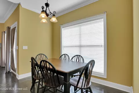 Dining - 2159 Crossbridge Blvd, Byram, MS 39272 photo 1 of 2