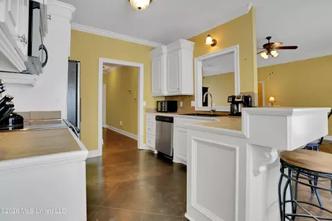 Kitchen - 2159 Crossbridge Blvd, Byram, MS 39272 photo 3 of 3