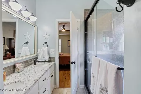 Bath - 433 Westport Way, Flowood, MS 39232 photo 2 of 5