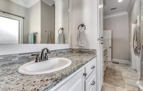 Bath - 112 Tailfeather Dr, Madison, MS 39110 photo 4 of 9