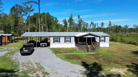 2560 Battle Bluff Rd, Carthage, MS 39051