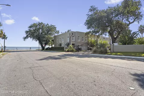 Other - 1478 Beach Blvd #A, Biloxi, MS 39530 photo 18 of 20