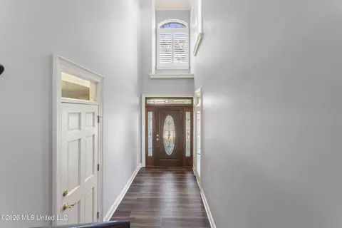 Entry Way - 1478 Beach Blvd #A, Biloxi, MS 39530 photo 1 of 7