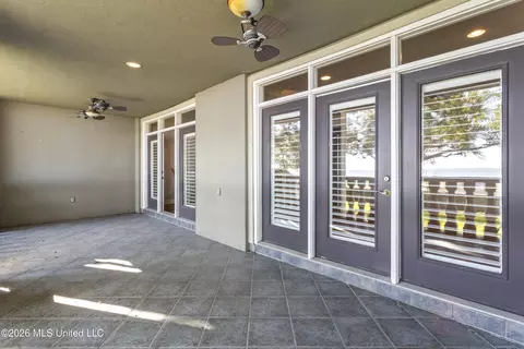Exterior - 1478 Beach Blvd #A, Biloxi, MS 39530 photo 10 of 14