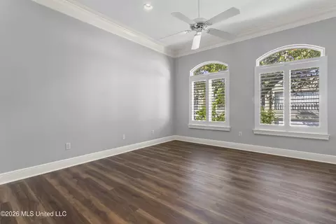 Living - 1478 Beach Blvd #A, Biloxi, MS 39530 photo 7 of 10
