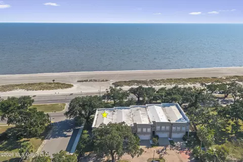 View/Area - 1478 Beach Blvd #A, Biloxi, MS 39530 photo 1 of 10
