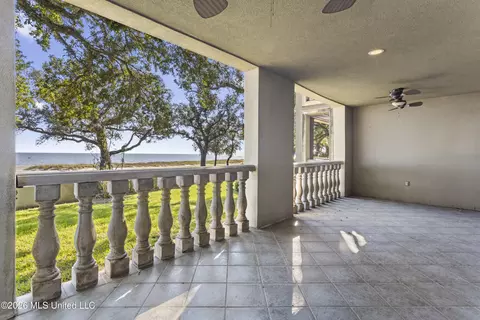 Exterior - 1478 Beach Blvd #A, Biloxi, MS 39530 photo 9 of 14