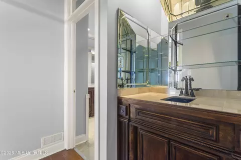 Entry Way - 1478 Beach Blvd #A, Biloxi, MS 39530 photo 7 of 7