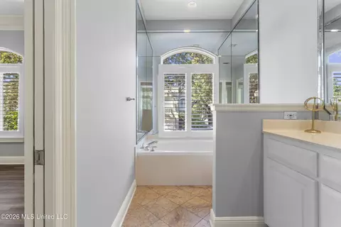 Bath - 1478 Beach Blvd #A, Biloxi, MS 39530 photo 2 of 8