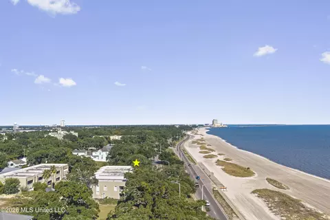 View/Area - 1478 Beach Blvd #A, Biloxi, MS 39530 photo 9 of 10