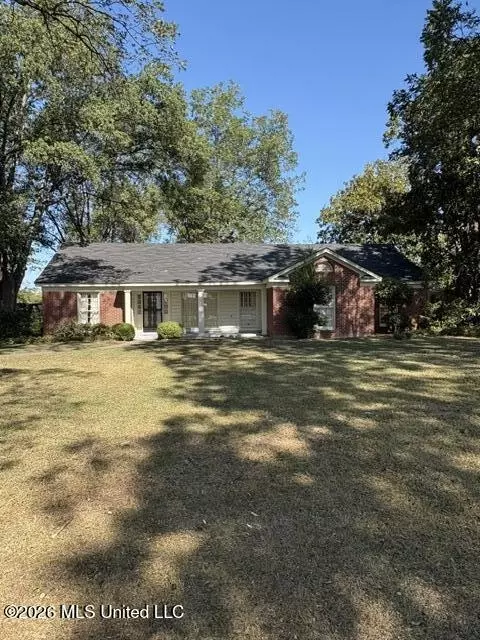 301 Florence Ave, Clarksdale, MS 38614