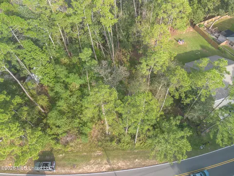 84128 Bayou Dr, Diamondhead, MS 39525 photo 7