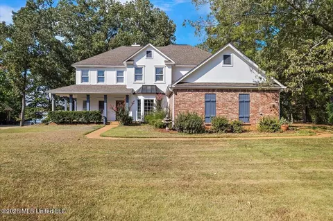 150 Lake Ridge Dr, Madison, MS 39110