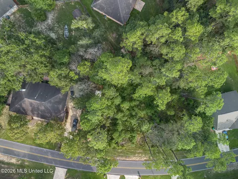 84130 Bayou Dr, Diamondhead, MS 39525 photo 8