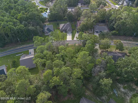 84130 Bayou Dr, Diamondhead, MS 39525 photo 5