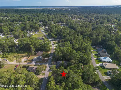 8335 Amoka Dr, Diamondhead, MS 39525 photo 5