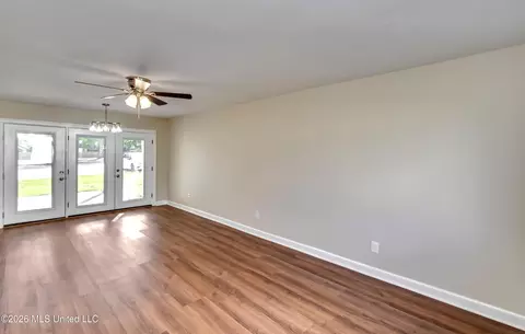 Living - 1022 Windrose Dr, Brandon, MS 39047 photo 1 of 6