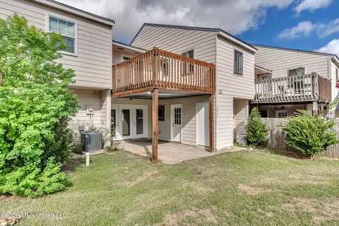 Exterior - 1022 Windrose Dr, Brandon, MS 39047 photo 13 of 15