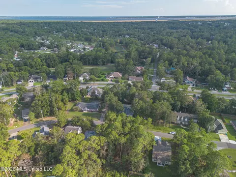 7446 Ieke Dr, Diamondhead, MS 39525 photo 3
