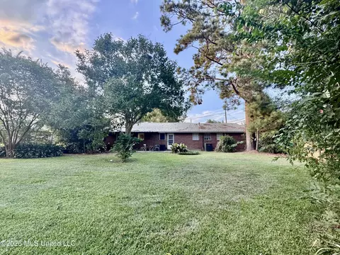 Exterior - 110 Mcgregor Way, Natchez, MS 39120 photo 7 of 8