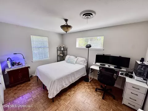 Bedroom - 110 Mcgregor Way, Natchez, MS 39120 photo 10 of 10