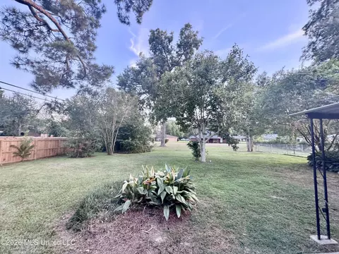 Exterior - 110 Mcgregor Way, Natchez, MS 39120 photo 5 of 8