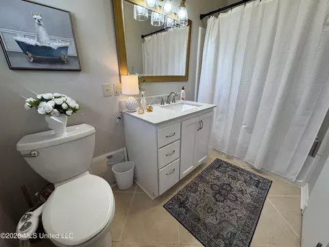 Bath - 110 Mcgregor Way, Natchez, MS 39120 photo 6 of 7