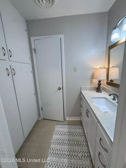 Bath - 110 Mcgregor Way, Natchez, MS 39120 photo 2 of 7