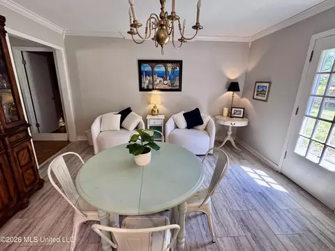 Dining - 110 Mcgregor Way, Natchez, MS 39120 photo 10 of 10