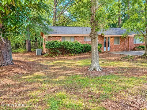 Exterior - 5825 Gregory St, Moss Point, MS 39563 photo 1 of 3