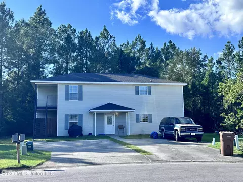 15139 Deer Creek Dr #A&B, D'iberville, MS 39540