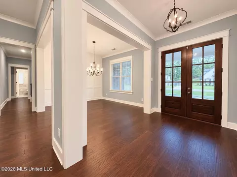 Entry Way - 1657 Carlee Dr, Hernando, MS 38632 photo 1 of 4